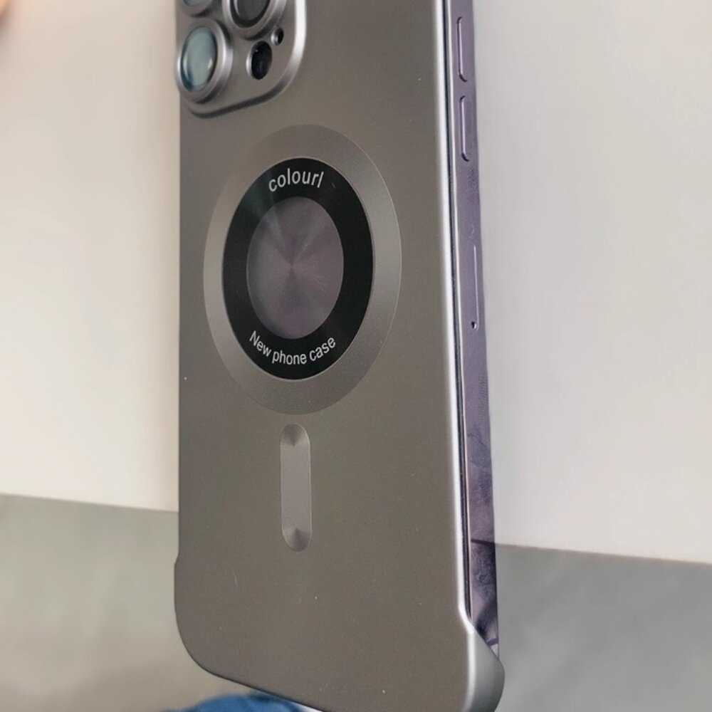 Cream iPhone16 Case